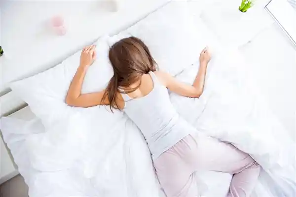 《晚10点与11点睡觉的健康鸿沟：差别大到你无法想象》