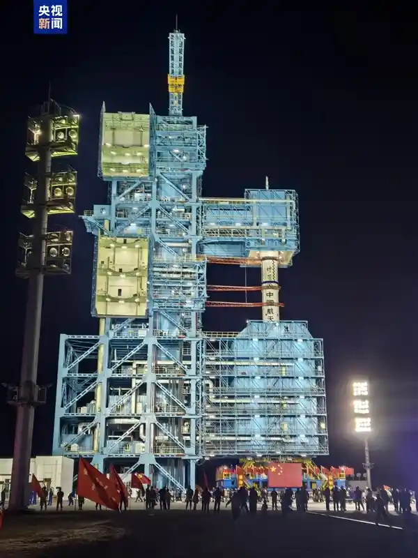 【倒计时！神舟二十号载人飞行任务重磅发布会今晨9点开启】