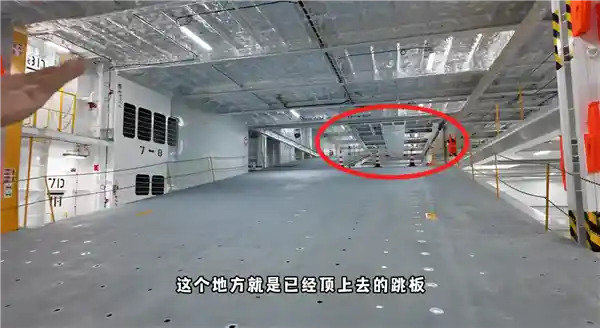 全球最大！揭秘比亚迪‘深圳号’内部：比地下停车场还震撼的黑科技空间