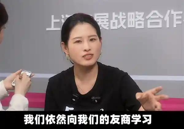 长城首发超跑惊艳亮相！CTO吴会肖自信宣称：性能必超法拉利SF90！