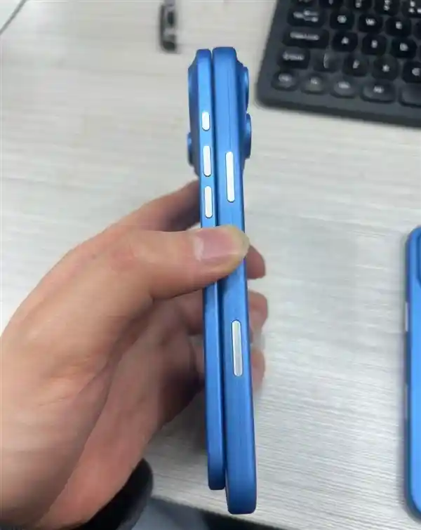 iPhone 17 Air/17 Pro Max终极对决：Air版薄如纸张，Pro Max厚若登高