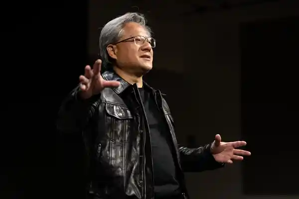 《黄仁勋呼吁：莫让美国错判AI竞争的中国实力》