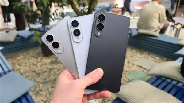 《 redefine旗舰新 benchmarks！三星Galaxy S25 Edge全球首发，顶级配置突破万元大关》