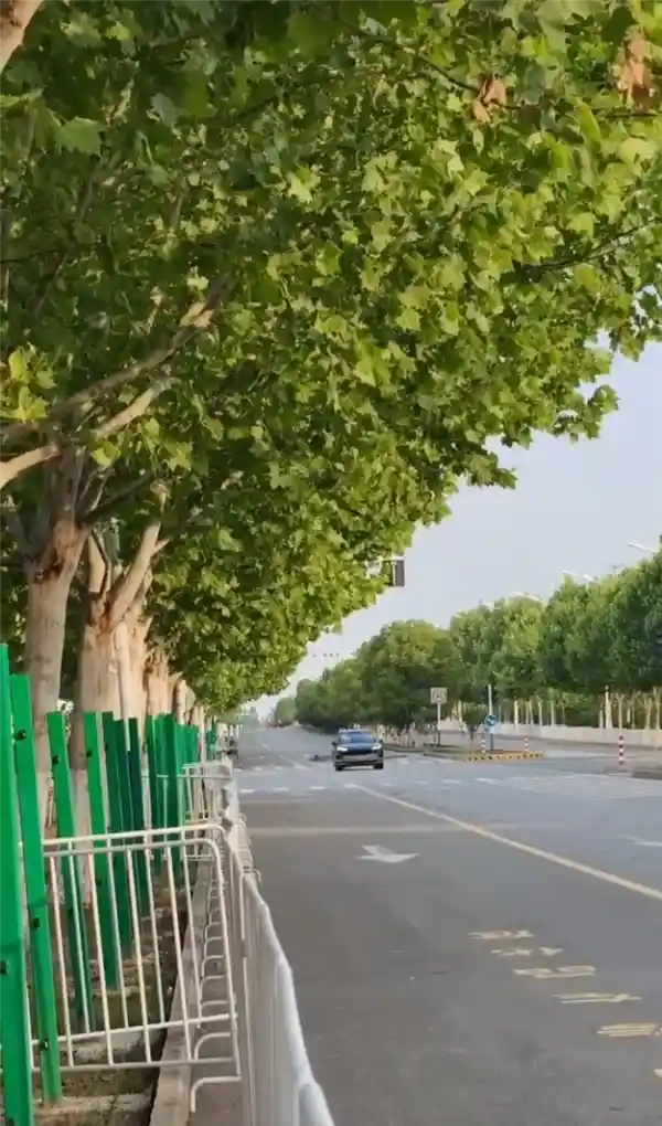 李斌再出手！蔚来ES6高速爆胎挑战背后的秘密