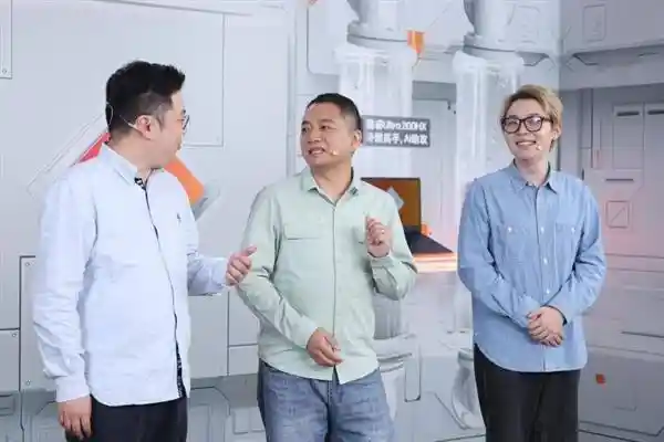 《暗影再进化：惠普游戏家族全新力作 暗影精灵11震撼来袭》