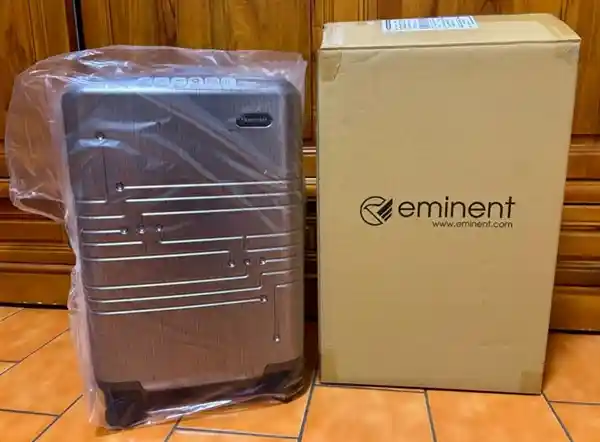 《售价12万！台积电员工同款行李箱竟成奢侈品》