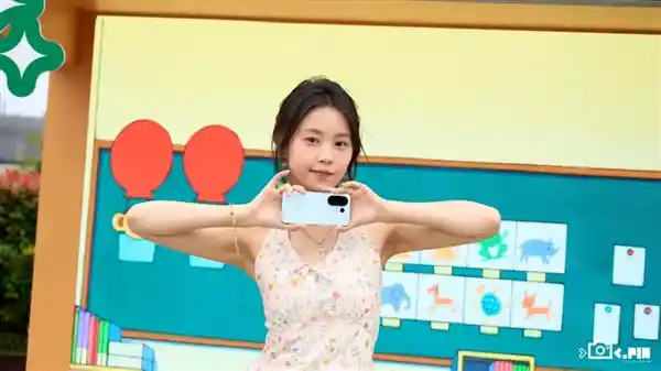 [vivo新机发布：续航、拍照plus，胶片氛围感拉满，年轻人的心头好来了！]