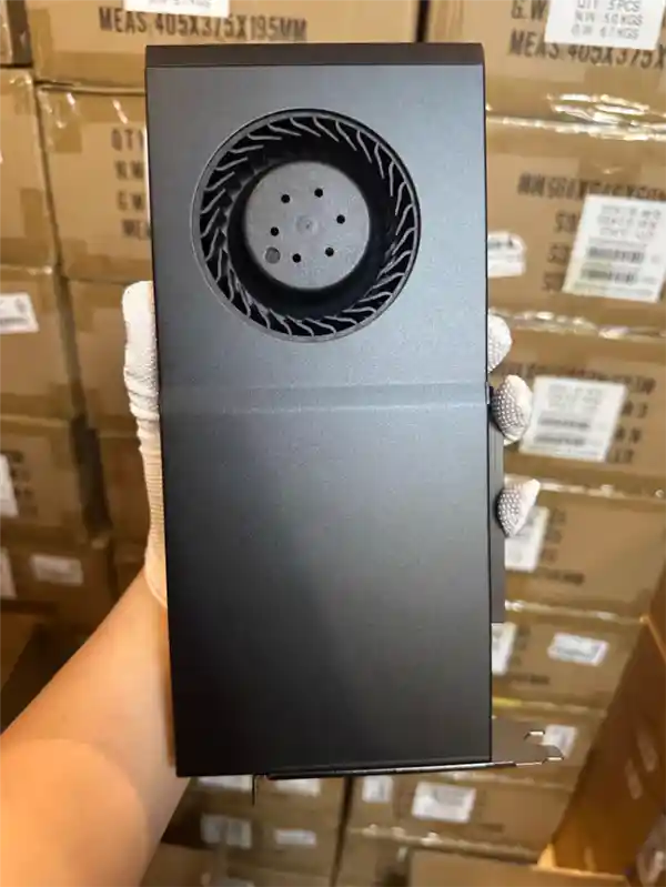 《暴虐性能狂飙！RTX 5090低至2.6万，三年质保点燃发烧友热情》