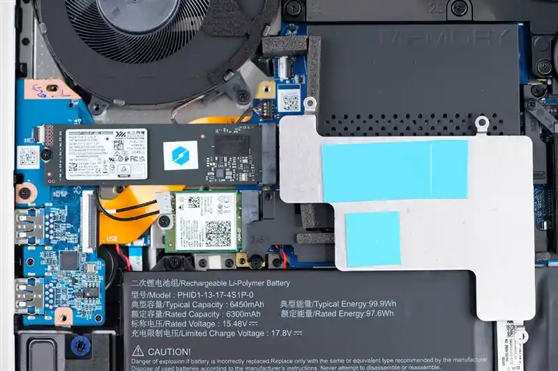 长江存储PC411 2TB SSD评测：性能爆表稳如泰山，夏日高负载温度低至56度的秘密