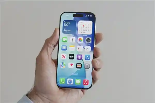 《颠覆想象！iPhone 17系列爆料大揭秘：苹果有史以来的最大变革》