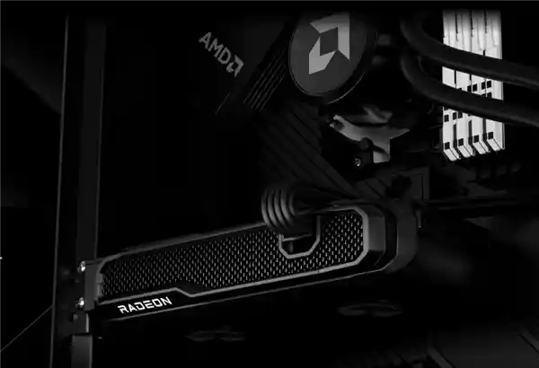 《突破极限：AMD RX 9060 XT超频至3.47GHz，性能直逼RX 7700 XT！》