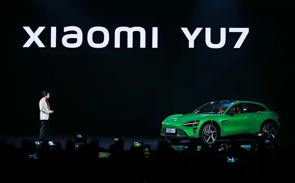 《下周见！小米YU7售价遭曝光，业内猜测25万起值不值得入手？》