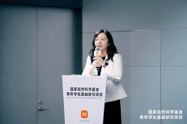 2025结题交流会：青年学子科研成果绽放光彩