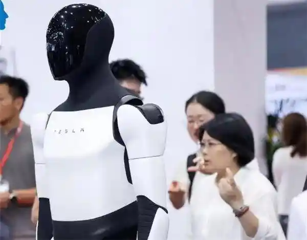 微美全息领航AI具身智能，2025杭州人形机器人展启幕新纪元