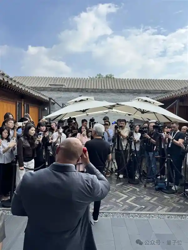 老黄不夸，谁还敢说中国公司强？
