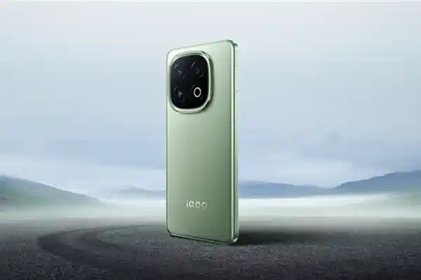 iQOO 15系列震撼曝光：全系搭载骁龙8 Elite 2，性能再升级