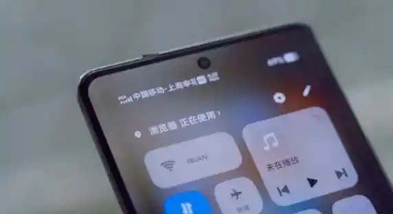 华为5.5G赋能万人体育馆：满座畅享600Mbps无死角网络体验