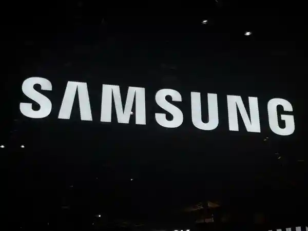 三星Galaxy S26 Ultra将引爆内存革命：LPDDR5X速率达10Gbps破界而来