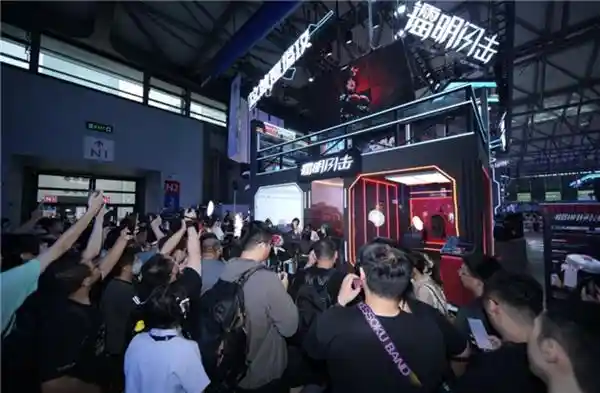 朝夕光年惊艳ChinaJoy，多款新品矩阵引爆游戏圈