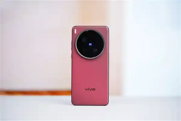 vivo X200 Ultra DXO影像得分167惊艳登场，超越华为苹果旗舰成新标杆